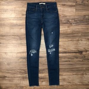 Levi’s 710 Super Skinny Jeans